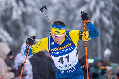 Дмитро Підручний на етапі Кубка світу з біатлону в Обергофі.