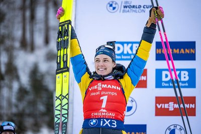 Ганна Еберг, переможниця спринту Кубка світу з біатлону у Рупольдингу